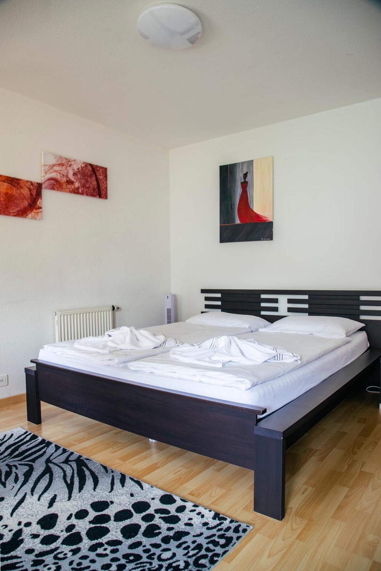 Between Lakes Apartments - 58 Interlaken Kamer foto